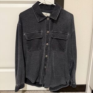 Black thread and supply women’s jacket size medium
